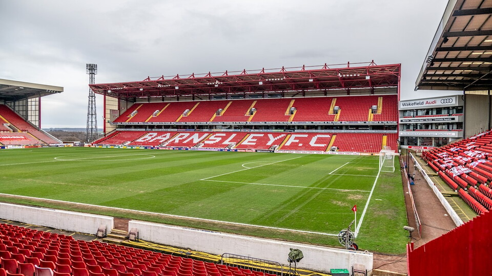 Norwich City's final game of the season at Barnsley has been given an updated kick-off time.