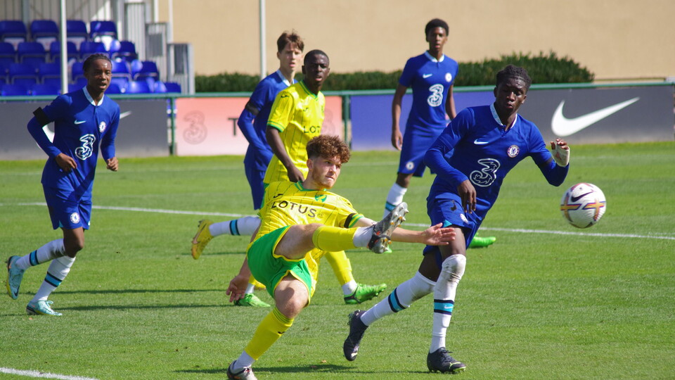 Norwich City Under-18s ended Chelsea’s unbeaten start to the Premier League campaign with a dramatic late victory at Cobham.