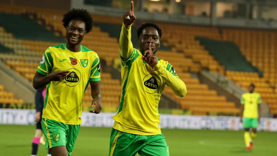 Norwich City's Under-23s beat Nottingham Forest Under-23s 4-2 at Carrow Road in the Premier League 2 Division Two on Friday night.