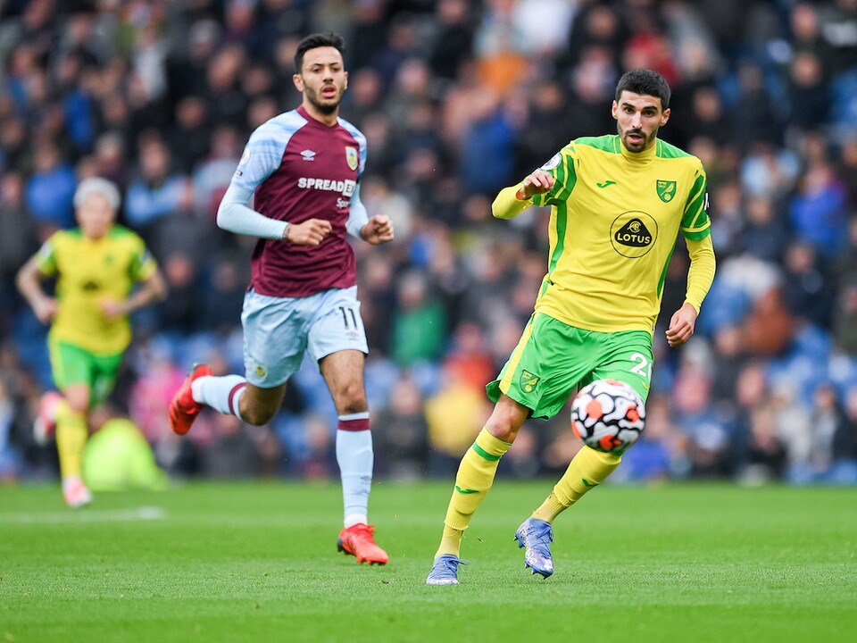 Lees Melou Burnley