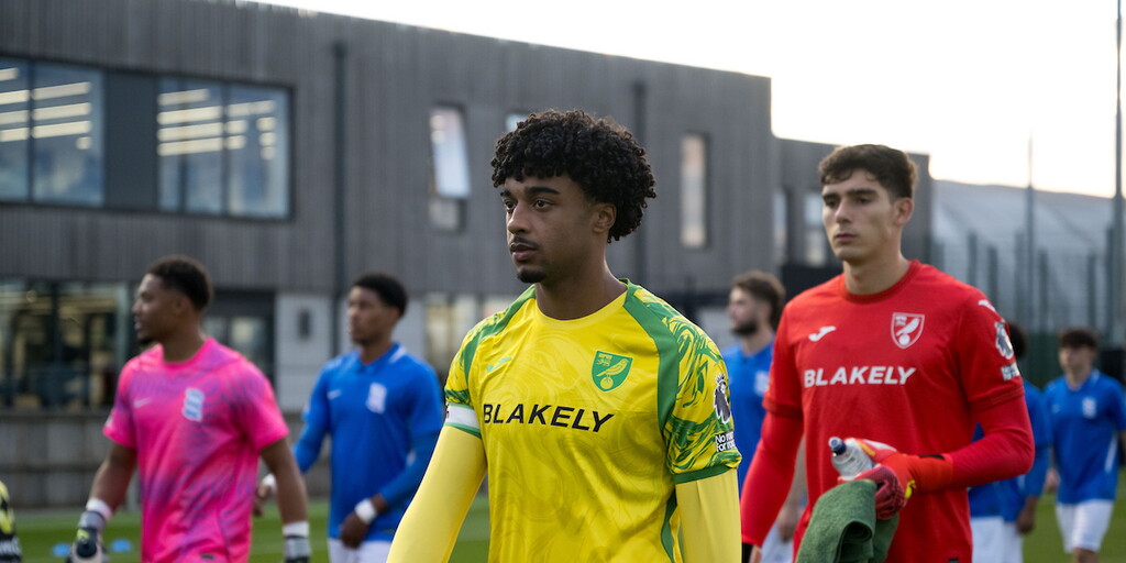 Theo Adelusi joins Hornchurch on loan