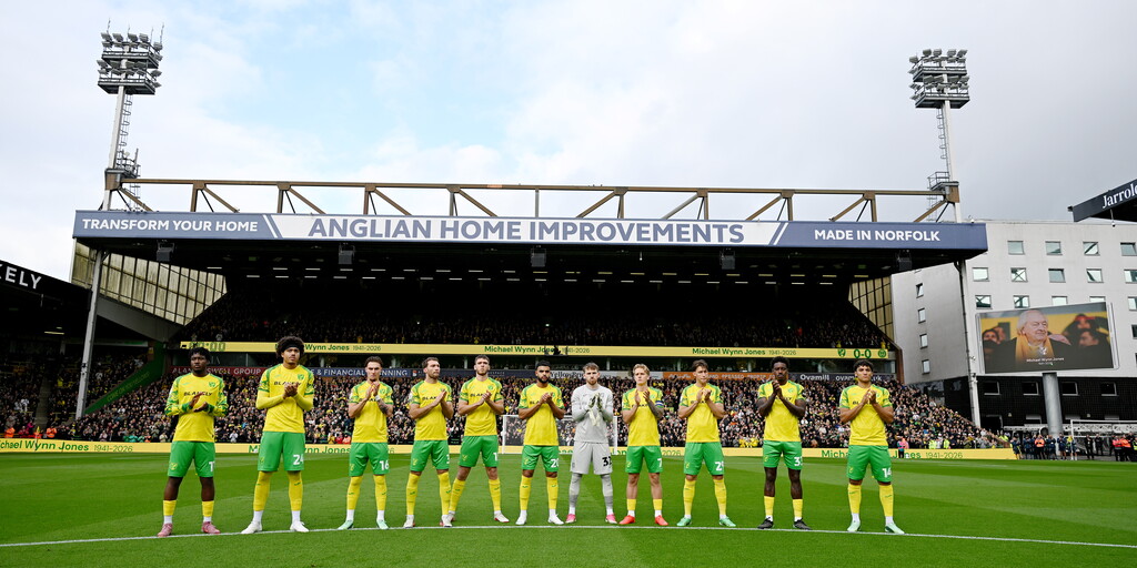 Gallery | Michael Wynn Jones Pre-Match Tribute